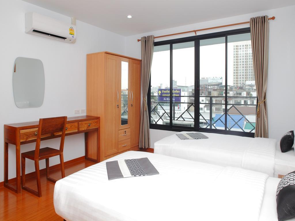 Double Dd House At Mrt Sutthisarn Bangkok Room photo