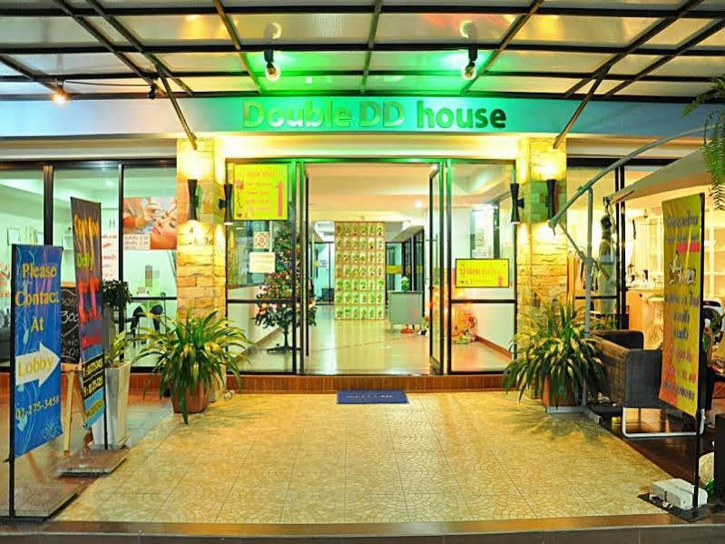 Double Dd House At Mrt Sutthisarn Bangkok Exterior photo