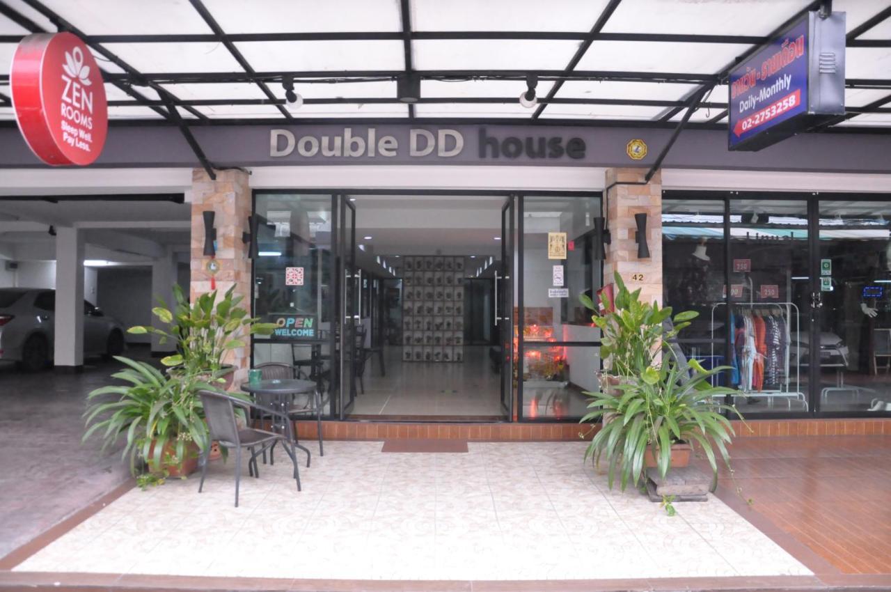 Double Dd House At Mrt Sutthisarn Bangkok Exterior photo